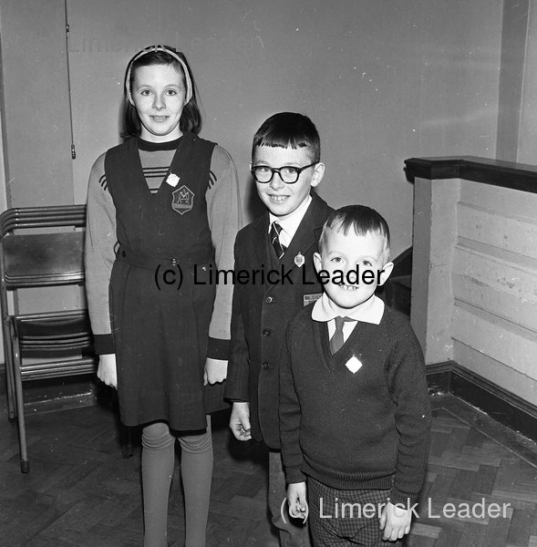 Salesian Convent prize winners at Fernbank 1971 | From Limerick With Love